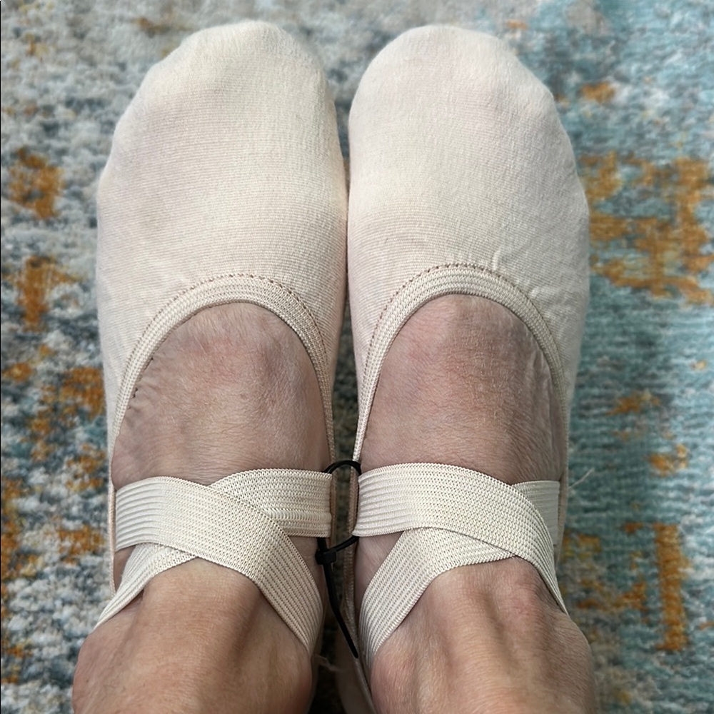 2 Pair So Danca light pink Canvas Ballet Slippers 5.5